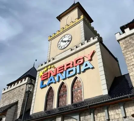 Młodzieżowa Drużyna Pożarnicza z Fajsławic na wycieczce w Energylandii