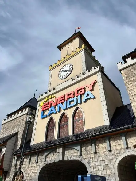 Młodzieżowa Drużyna Pożarnicza z Fajsławic na wycieczce w Energylandii